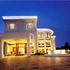 Hotel Wyte Portico